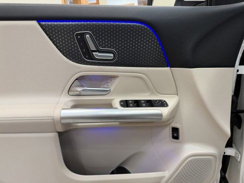 Used 2025 Mercedes-Benz GLA 250 image 25