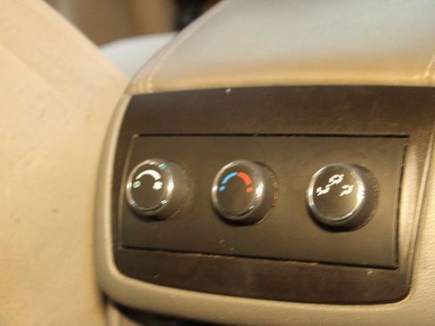 Used 2015 Buick Enclave Convenience w/ Trailering Package image 15