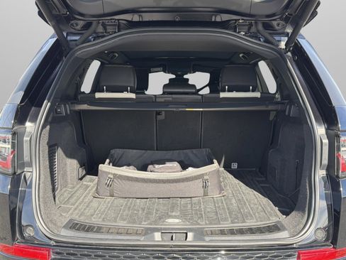 Used 2020 Land Rover Discovery Sport SE R-Dynamic image 31