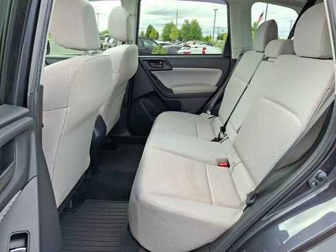 Used 2018 Subaru Forester 2.5i Premium w/ All-Weather Package AWD/4WD image 11