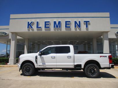 New 2024 Ford F250 Platinum w/ FX4 Off-Road Package