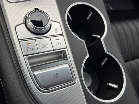 New 2026 Genesis G70 2.5T Prestige image 13