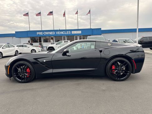 Used 2016 Chevrolet Corvette Stingray Coupe w/ 2LT Preferred Equipment Group image 8