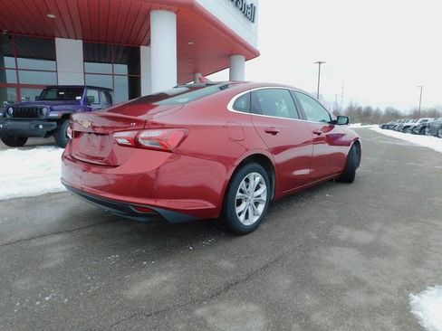 Used 2019 Chevrolet Malibu LT w/ Leather Package image 24