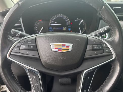 Used 2018 Cadillac XT5 Luxury w/ Driver Awareness Package image 23