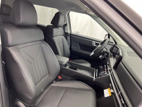 Used 2025 Hyundai Santa Fe SEL image 29
