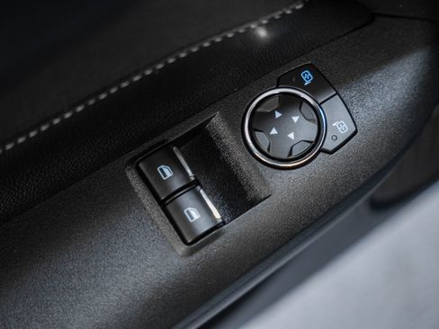 Certified 2022 Ford Mustang Coupe image 41