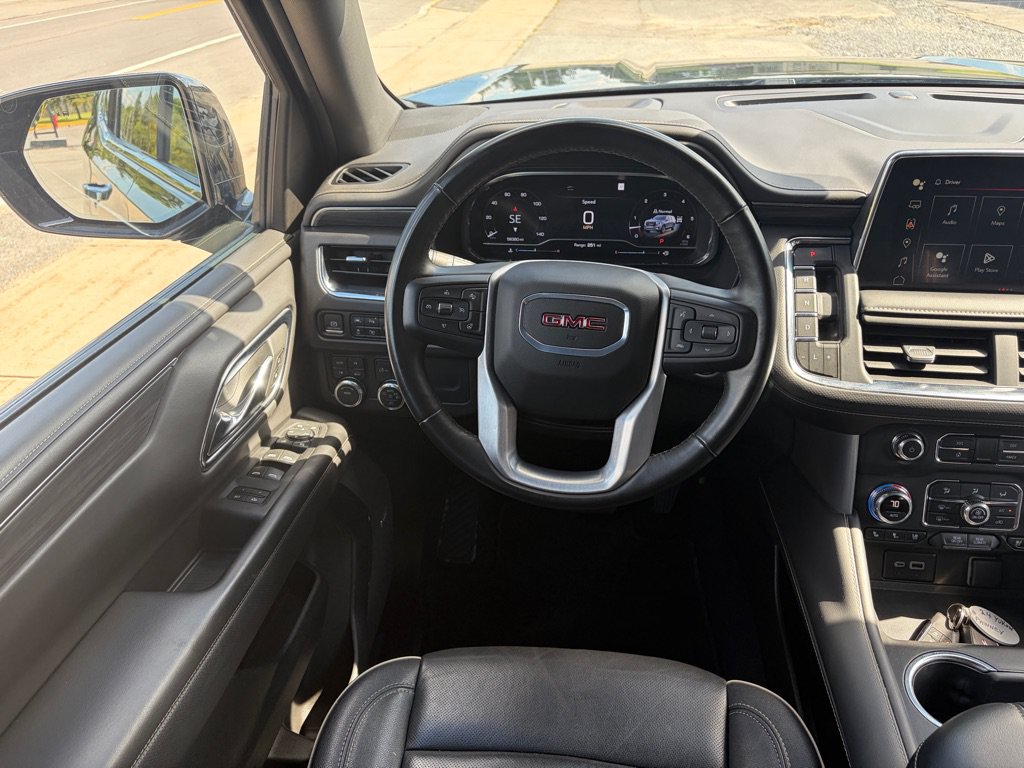 Used 2024 GMC Yukon SLT w/ SLT Luxury Package AWD/4WD image 44
