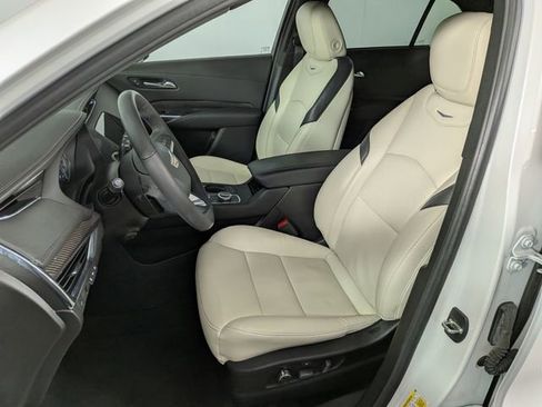 Certified 2023 Cadillac XT4 Sport AWD/4WD image 16