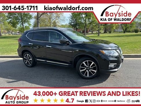 Used 2019 Nissan Rogue SL image 1