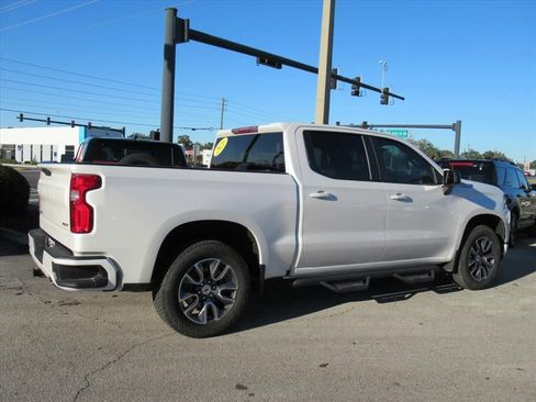 Used 2021 Chevrolet Silverado 1500 RST w/ Safety Package image 7