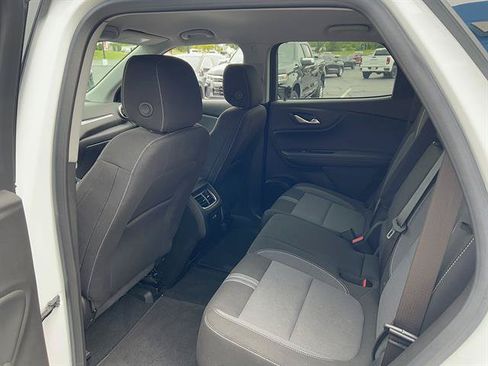 Used 2024 Chevrolet Blazer LT w/ Convenience Package FWD image 13
