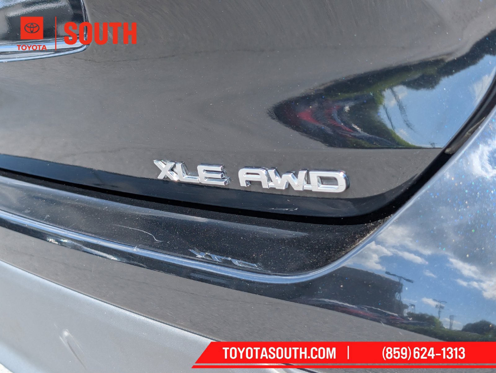 Used 2025 Toyota Highlander XLE AWD/4WD image 31