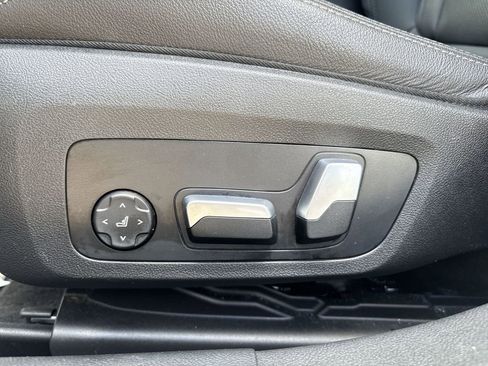 Used 2023 BMW i4 eDrive40 w/ Premium Package RWD image 14