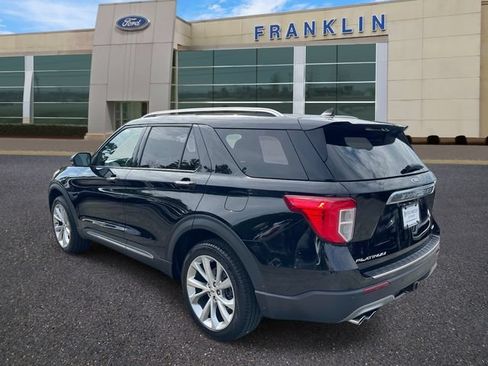 Certified 2023 Ford Explorer Platinum w/ Technology Package AWD/4WD image 5