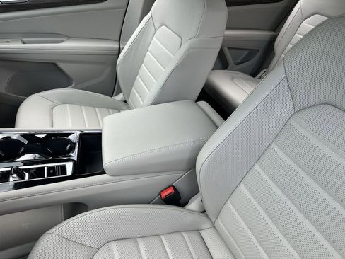 New 2026 Volkswagen Atlas SEL image 21