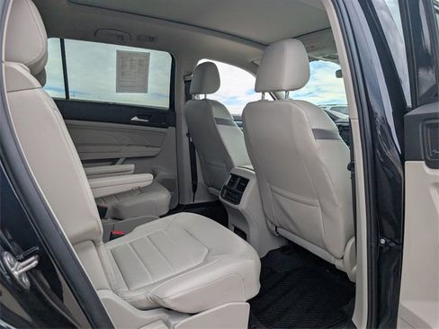 Used 2022 Volkswagen Atlas SEL Premium image 7