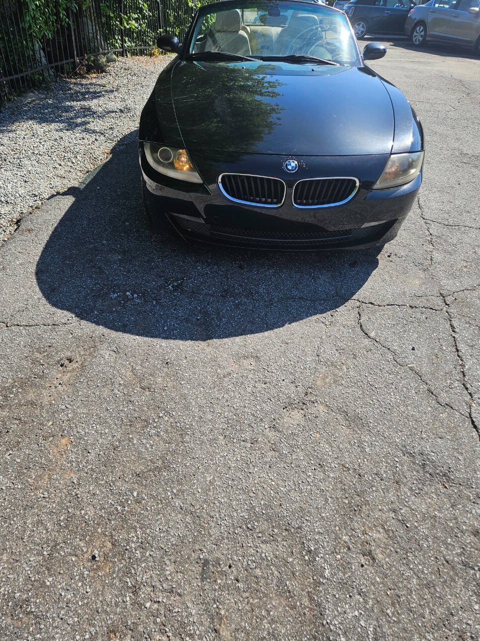 Used 2006 BMW Z4 3.0i RWD image 62