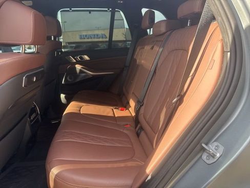 Used 2025 BMW X5 M60i w/ Executive Package image 22