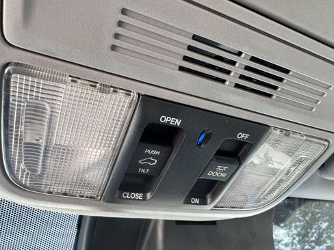 Used 2021 Honda Pilot Special Edition image 42