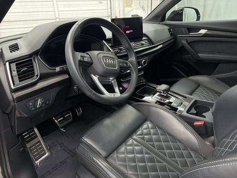 Used 2024 Audi SQ5 Premium Plus w/ Premium Plus Package image 13
