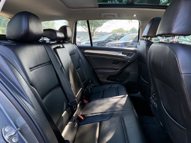Used 2018 Volkswagen Golf Alltrack AWD/4WD image 27