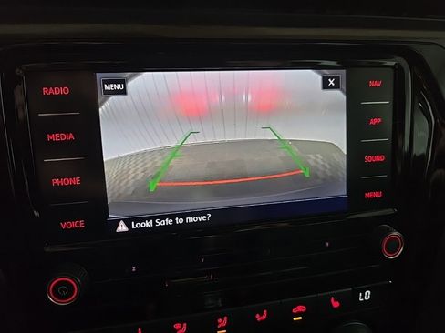 Used 2020 Volkswagen Passat 2.0T SEL image 24