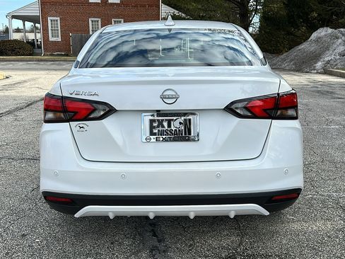 New 2025 Nissan Versa SV w/ Electronics Package image 5