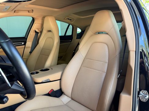 Used 2023 Porsche Panamera Platinum Edition RWD image 17