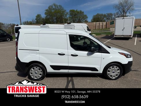 Used 2023 Ford Transit Connect XL FWD image 15