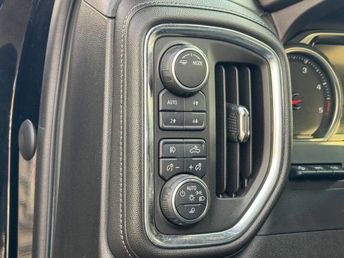 Used 2020 Chevrolet Silverado 2500 LTZ w/ LTZ Premium Package image 31