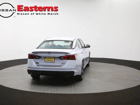 Used 2023 Nissan Altima 2.5 SR AWD/4WD image 36