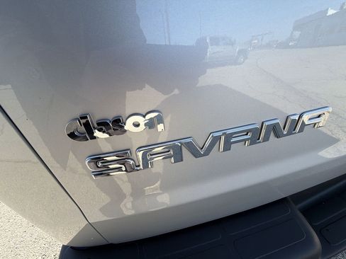 New 2025 GMC Savana 2500 image 27