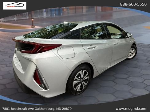 Used 2017 Toyota Prius Prime Premium FWD image 14