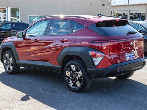 Certified 2025 Hyundai Kona SEL image 4