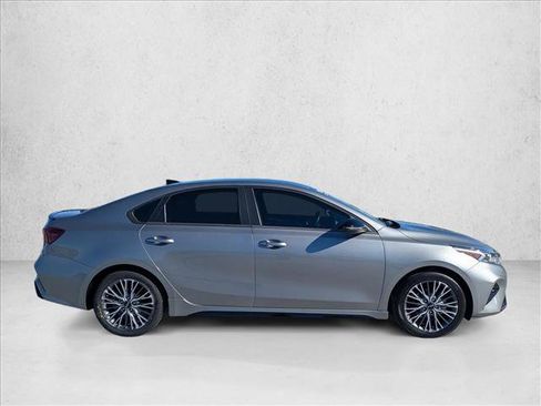 Used 2022 Kia Forte GT-Line image 4