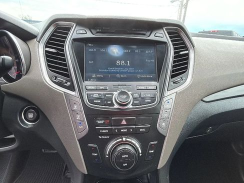 Used 2015 Hyundai Santa Fe Limited w/ Option Group 04 FWD image 28