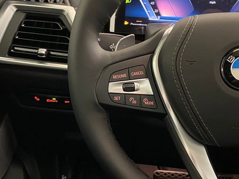 Used 2026 BMW X5 xDrive40i w/ Premium Package image 17