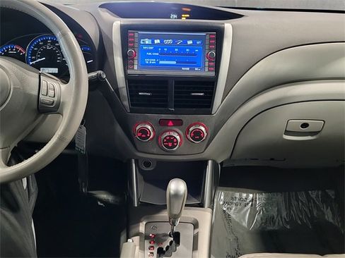 Used 2010 Subaru Forester 2.5X Limited image 16