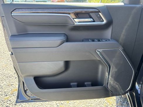 New 2026 GMC Sierra 1500 Elevation image 22