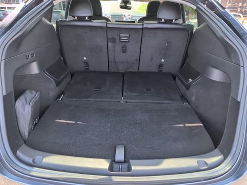 Used 2022 Tesla Model Y Long Range image 19