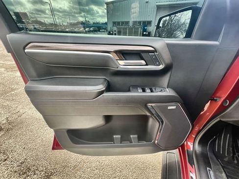 Certified 2024 Chevrolet Silverado 1500 LT Trail Boss w/ Convenience Package II image 21