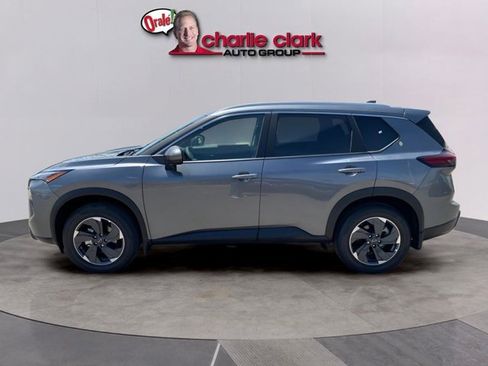 Certified 2025 Nissan Rogue SV w/ SV Premium Package image 2