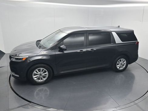 Used 2022 Kia Carnival LX FWD image 48