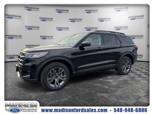 New 2026 Ford Explorer Active w/ Active Comfort Package AWD/4WD image 1
