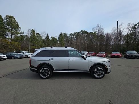 New 2026 Hyundai Palisade Limited FWD image 13