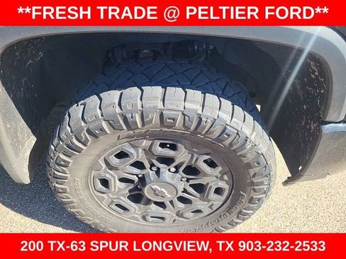 Used 2024 Chevrolet Silverado 2500 LT w/ Midnight Edition image 38