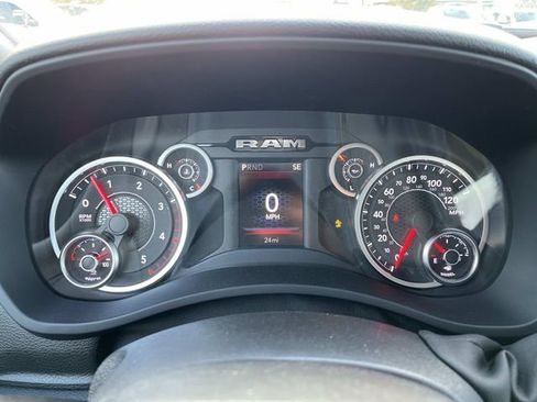 New 2026 RAM 3500 Big Horn AWD/4WD image 31