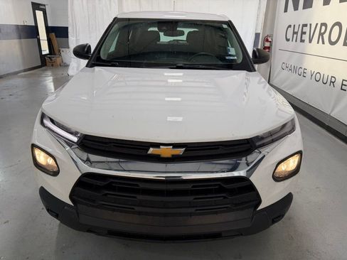 Used 2023 Chevrolet TrailBlazer LS FWD image 23