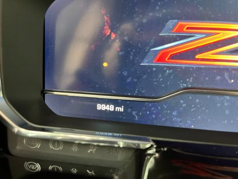 Used 2023 Chevrolet Silverado 1500 LTZ w/ Technology Package AWD/4WD image 11